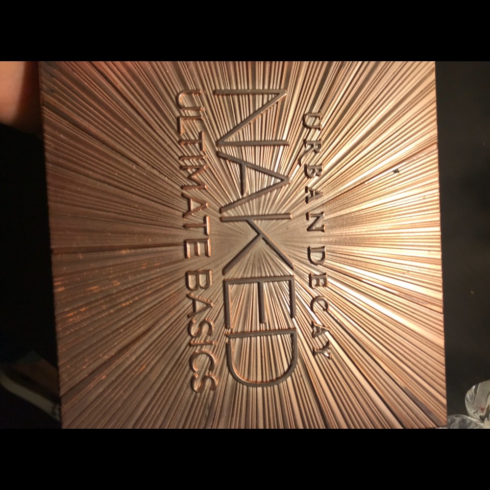 Urban Decay Ultimate Basics eye palette 🎨